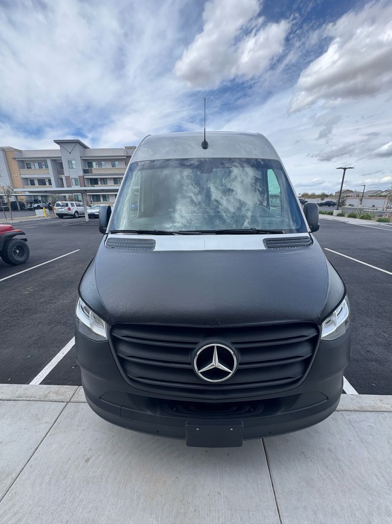 Picture 3/22 of a Professionally Built Mercedes Campervan for sale in Port Saint Lucie, Florida