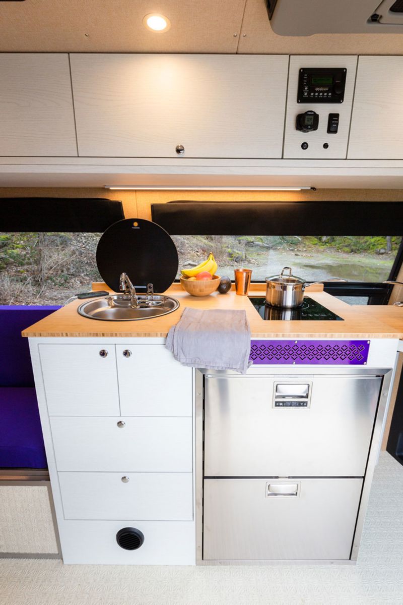 Picture 6/25 of a 2019 Mercedes Sprinter 4×4 Custom Handcrafted Camper Van for sale in North Charleston, South Carolina