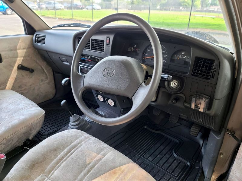 Picture 6/25 of a 1993 Toyota Hilux Galaxy LN-106  for sale in Sacramento, California