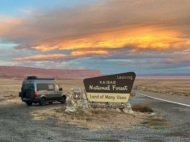 Picture 5/19 of a 2023 Winnebago Revel for sale in San Rafael, California