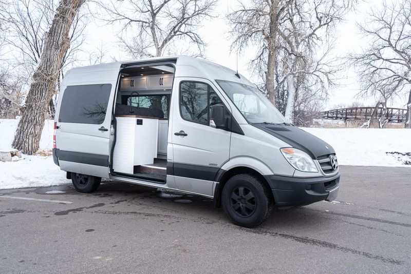 Picture 2/10 of a 2011 Geotrek Mercedes Sprinter for sale in Glenwood Springs, Colorado