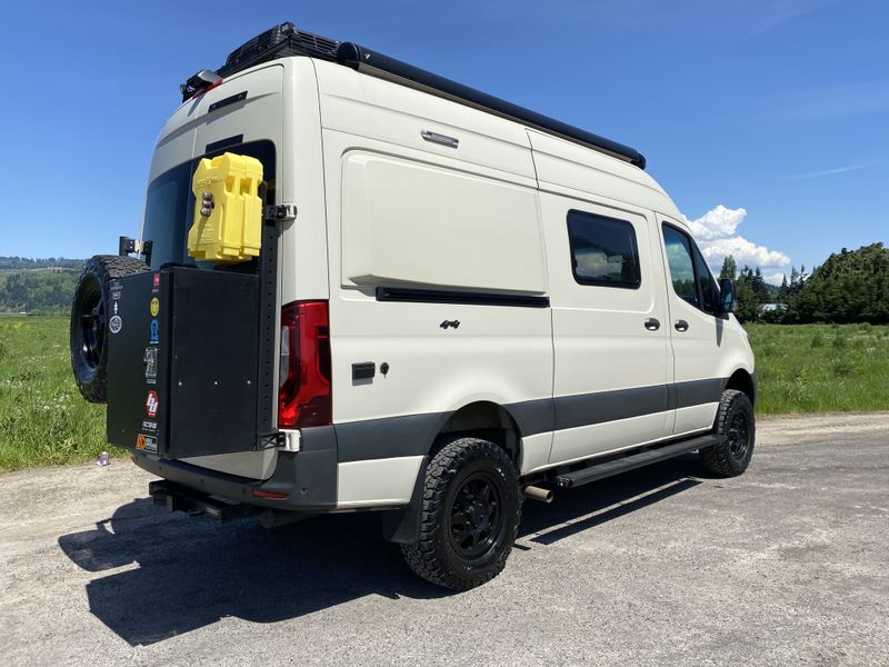 Picture 5/42 of a  2020 Winnebago Revel  Mercedes 4x4 sprinter for sale in Vancouver, Washington