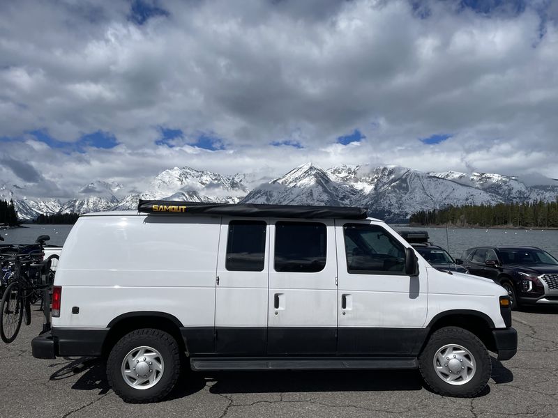 Picture 1/20 of a 2013 Ford E350 Campervan for sale in Minnetonka, Minnesota