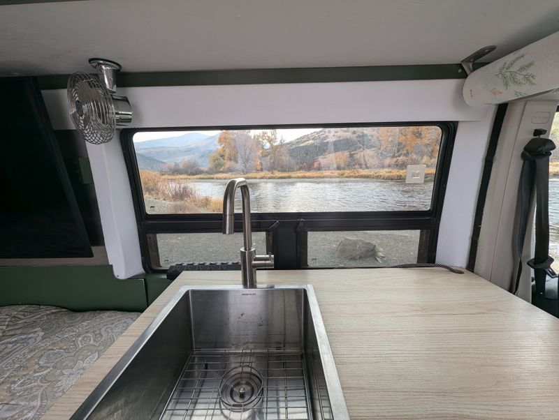 Picture 4/19 of a *REDUCED PRICE* Off Grid, Fully Stocked, Full Bathroom! for sale in Yakima, Washington