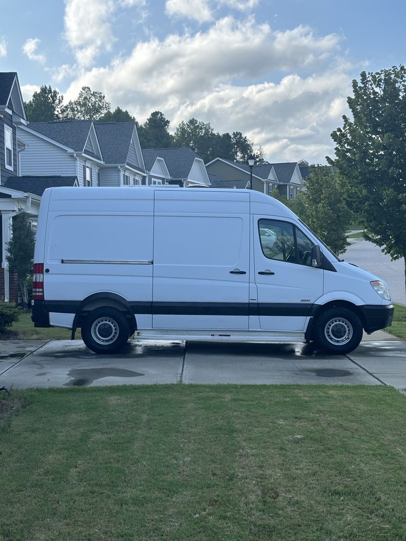 Picture 4/13 of a 2013 Mercedes 2500 Camper Van for sale in Clayton, North Carolina