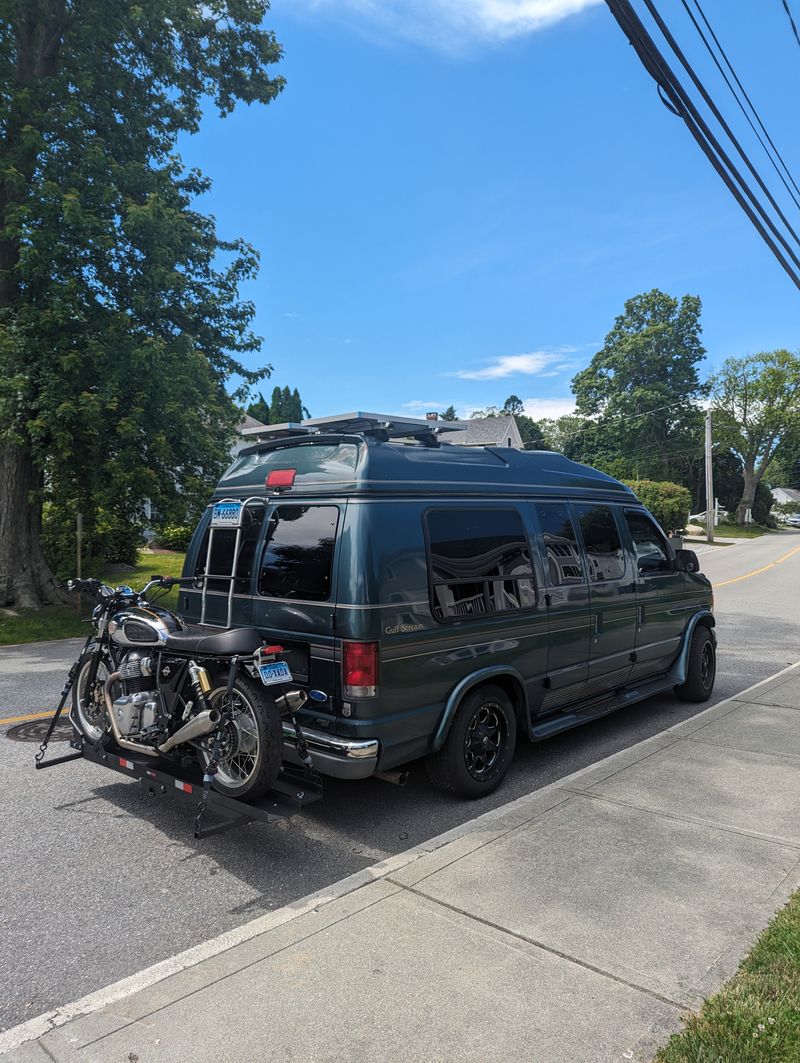 Picture 5/23 of a 1997 Ford E150 Club Wagon Camper for sale in Groton, Connecticut