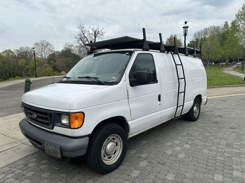 Picture 1/24 of a Stealth camper van for sale in Richmond, Virginia