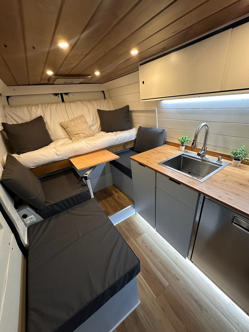 Picture 3/22 of a New Build 4 season Promaster Highroof 12v AC, 800amp lithium for sale in Sandy Hook, Connecticut