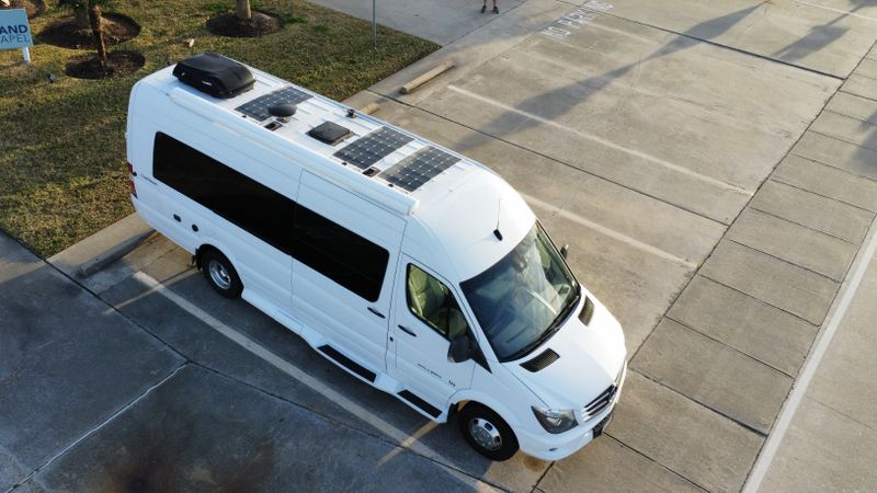 Picture 1/23 of a 2019 Coachmen Galleria LI3 for sale in Galveston, Texas