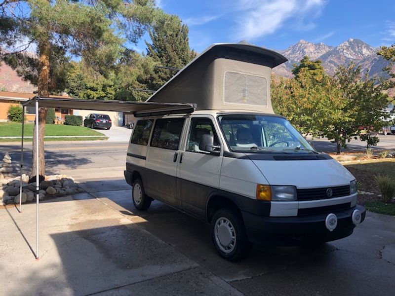 Picture 2/10 of a 1993 VW Wesfalia Eurovan Weekender for sale in Salt Lake City, Utah