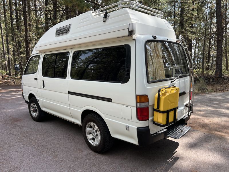 Picture 4/15 of a 1994 Toyota Hiace 4X4 Hi Top Camper for sale in Bend, Oregon