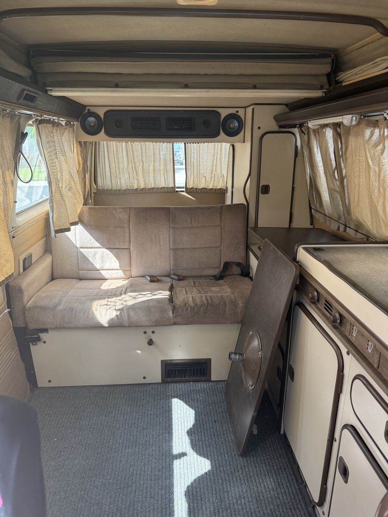 Picture 5/9 of a 1985 Volkswagen Westfalia for sale in Reno, Nevada