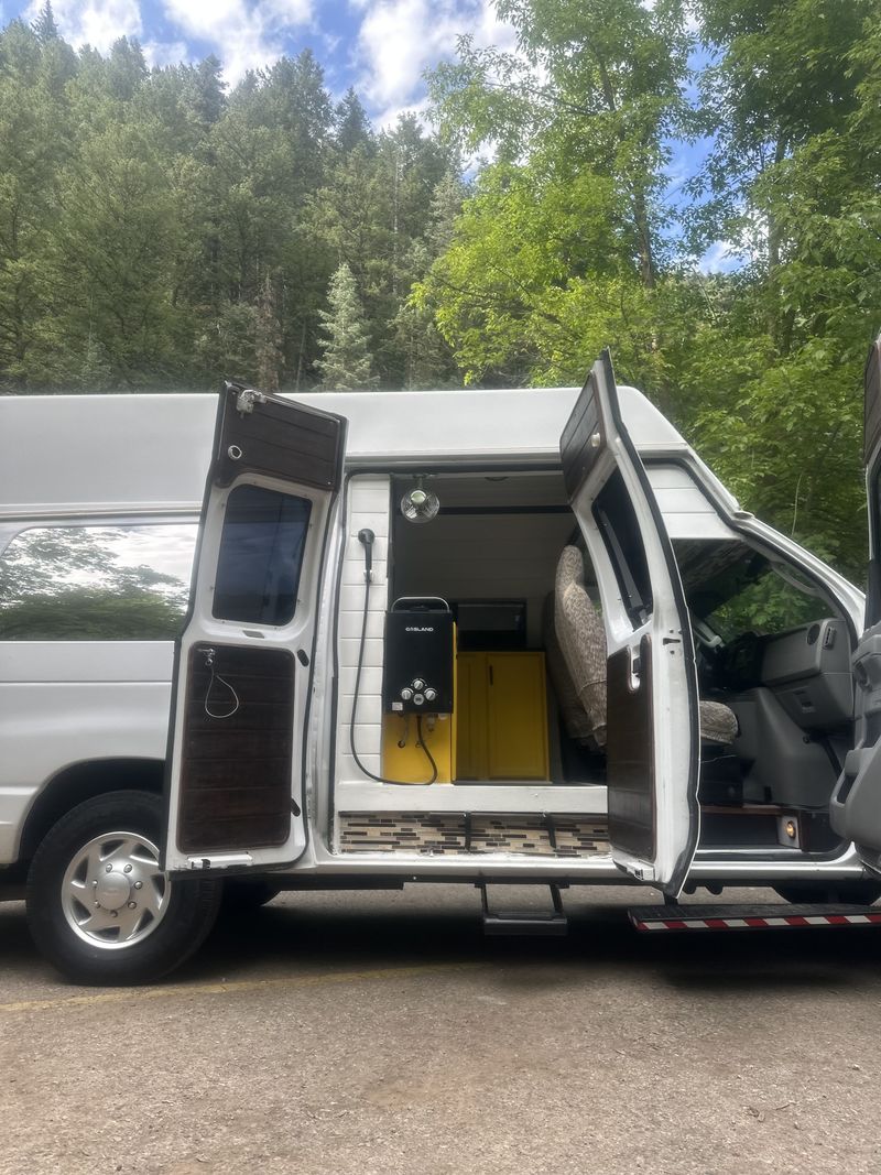 Picture 3/51 of a 2011 E35O Super Duty Campervan AZ Cream Puff Hi-Top   for sale in Midvale, Utah