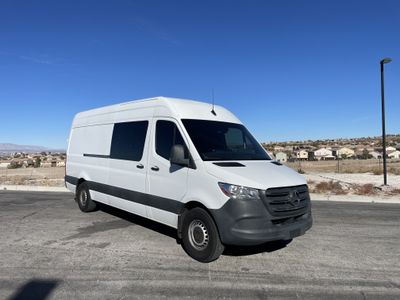 Photo of a Camper Van for sale: 2019 MERCEDES BENZ SPRINTER 2500 3.0l Diesel 170w extended