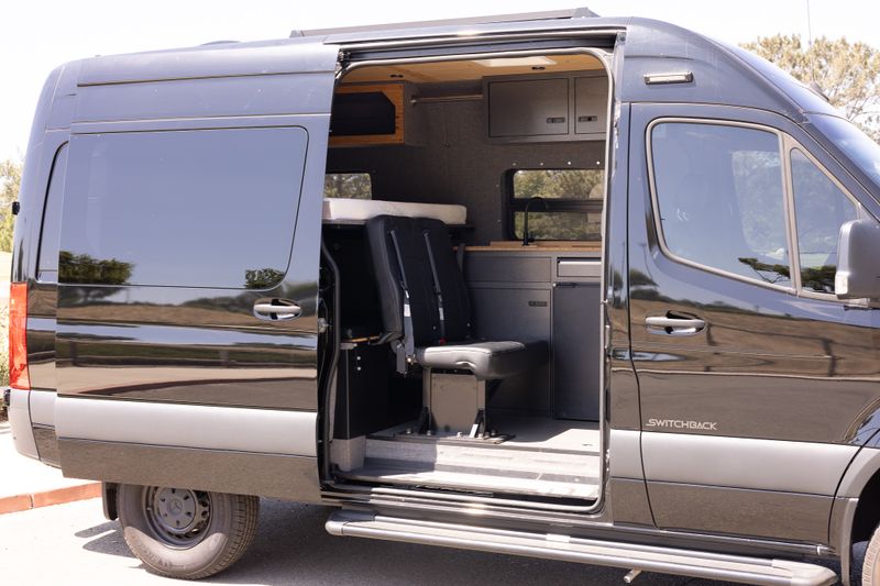 Picture 4/23 of a 2022 Vanworks Switchback 4D 4x4 Mountain Van for sale in Huntington Beach, California
