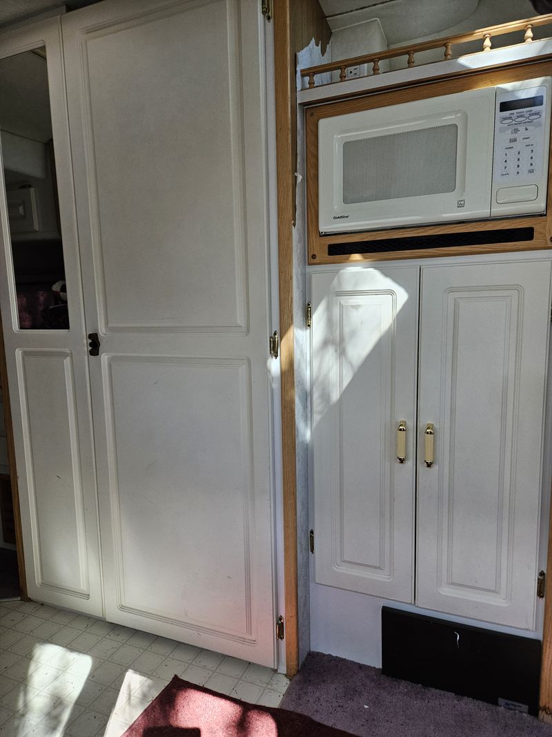 Picture 1/9 of a 98 dodge pleasure way for sale in Alamosa, Colorado