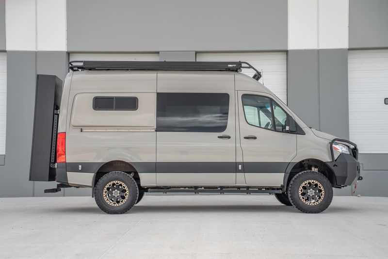 Picture 2/24 of a Pre-Owned 2022 Adventure Wagon Conversion for sale in Salt Lake City, Utah