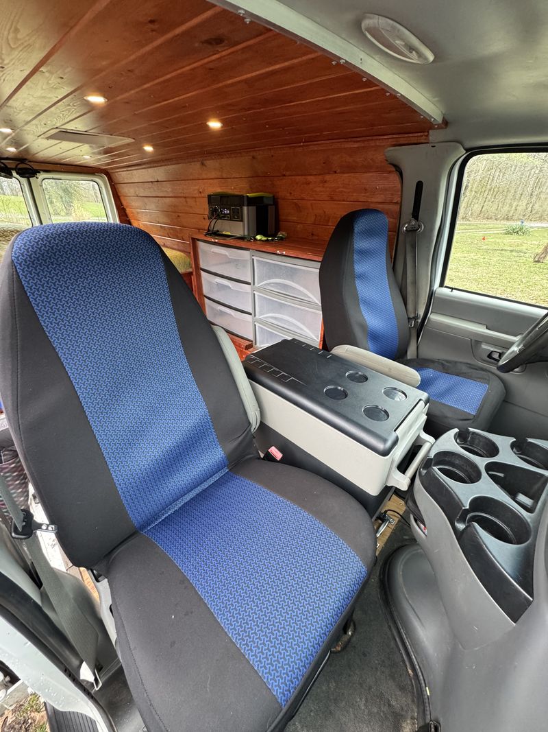 Picture 3/12 of a 2008 Ford Econoline Camper Van for sale in Carbondale, Illinois