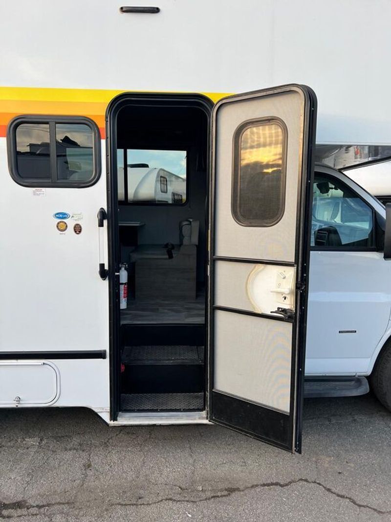 Picture 5/25 of a 2024 Conquest - Gulf Stream Conquest 6237LE for sale in Las Vegas, New Mexico