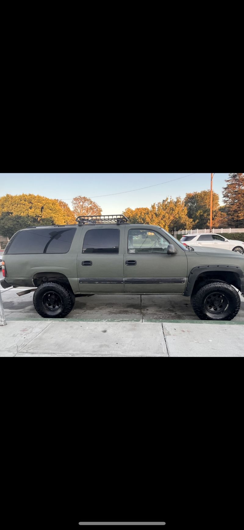 Picture 3/17 of a 2000 Chevy Suburban lifted  for sale in Los Angeles, California