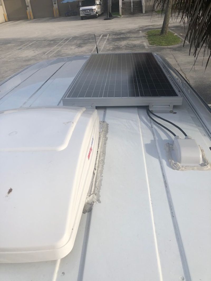 Picture 4/8 of a 2016 Ford Transit Connect  for sale in Miami, Florida