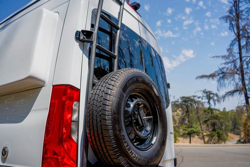 Picture 4/10 of a Mercedes Benz Sprinter Texino Switchback 2.0 Campervan for sale in Los Angeles, California