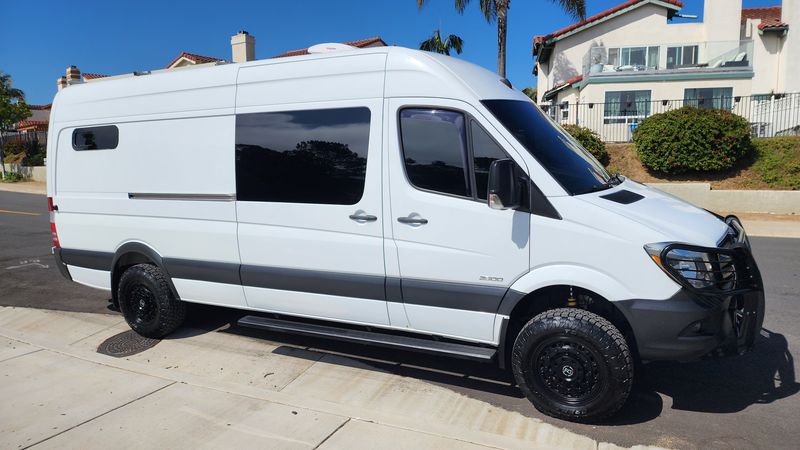Picture 4/39 of a 2015 4WD Sprinter 170 High Roof Campervan with shower for sale in Cardiff By The Sea, California