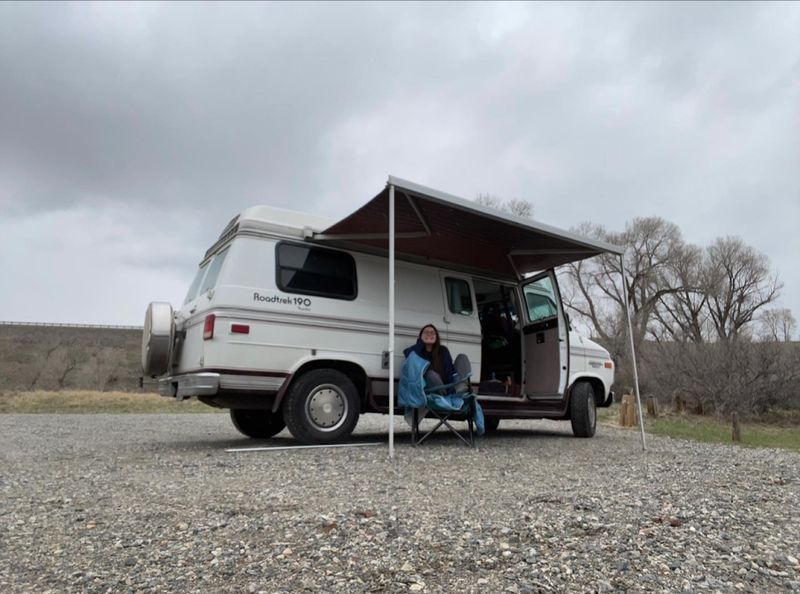 Picture 2/18 of a 1992 Chevrolet Roadtrek for sale in Kirkland, Washington