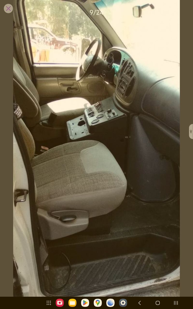 Picture 1/20 of a 1999 Ford E350 Diesel Ambulance/Camper for sale in Tiller, Oregon