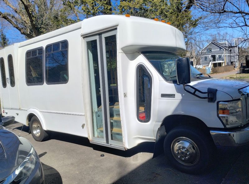 Picture 2/8 of a 2015 Ford E-350 Shuttle Bus for sale in Morrisville, Pennsylvania