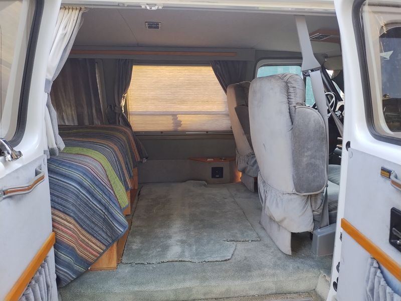 Picture 3/16 of a 1989 Chevy Conversion Van for sale in Wichita, Kansas