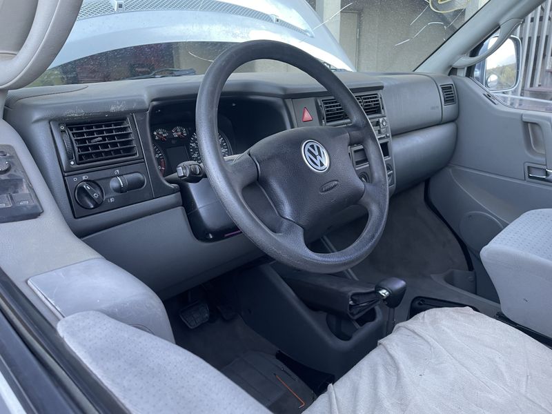 Picture 3/3 of a 2003 Eurovan Weekender for sale in Cottonwood, Arizona