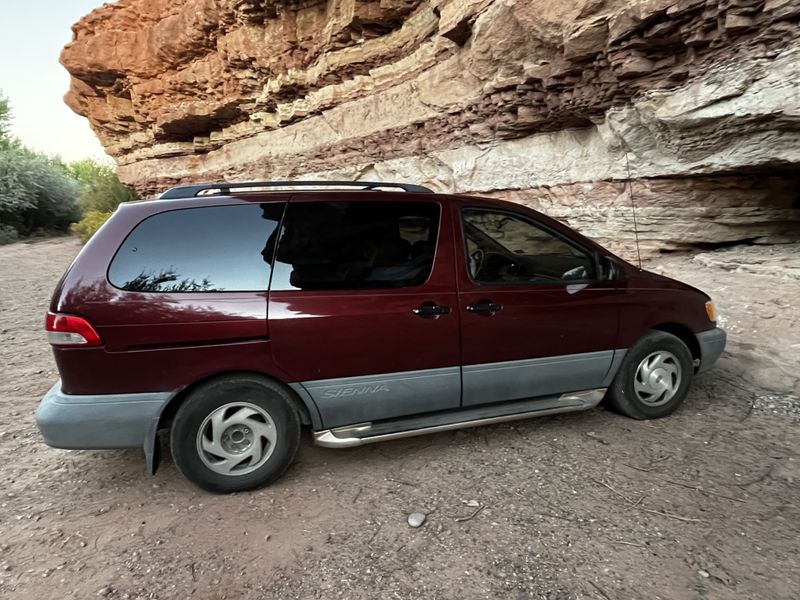 Picture 2/34 of a 2001 5dr Toyota Sienna Van Camper- Partial Conversion for sale in Ashburn, Virginia