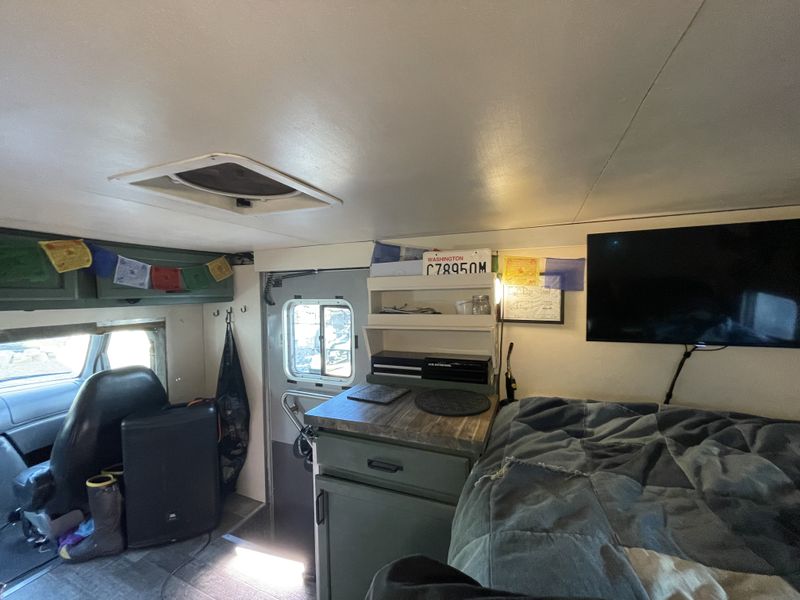 Picture 1/16 of a 1997 e350 ambulance conversion for sale in Ogden, Utah