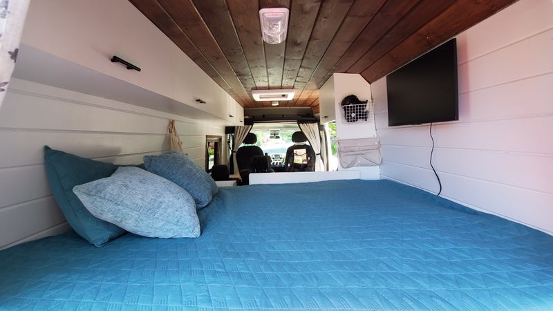 Picture 2/26 of a 2018 RAM Promaster 2500 family Campervan high roof LWB  for sale in Bellevue, Washington