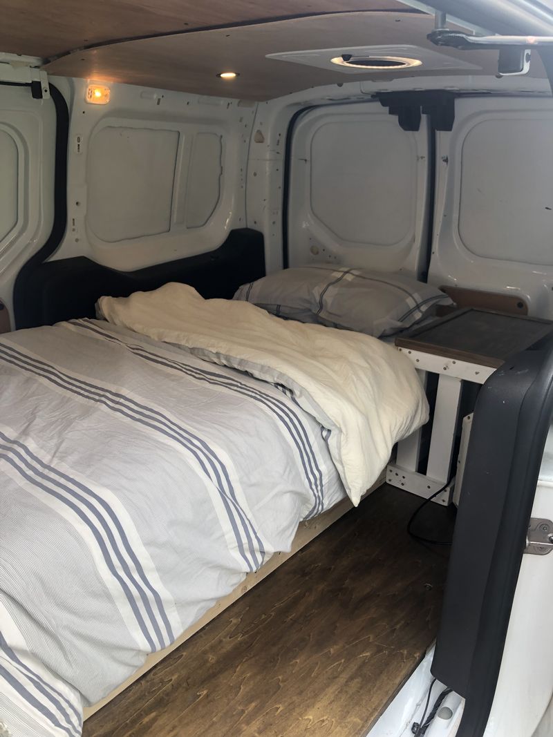 Picture 3/11 of a 2018 Ford Transit Connect for sale in Brandenburg, Kentucky