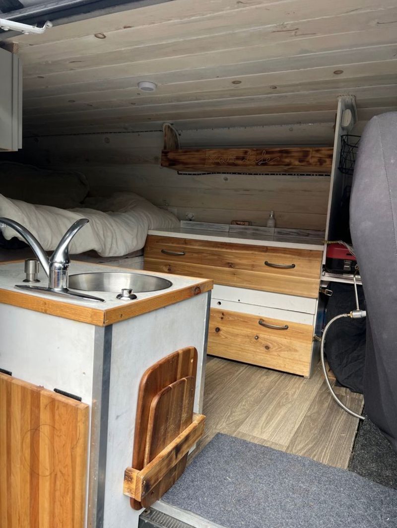 Picture 5/18 of a 2006 Ford Econoline 250 Extended Super Duty Cargo Van for sale in Bellevue, Washington