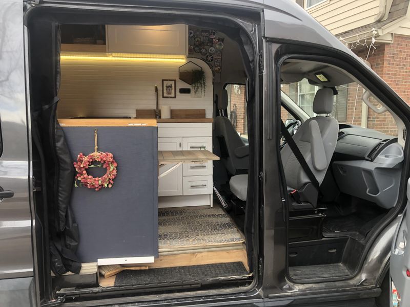 Picture 4/15 of a 2019 Ford Transit HR/Ext length 2WD-extended warranty for sale in Littleton, Colorado
