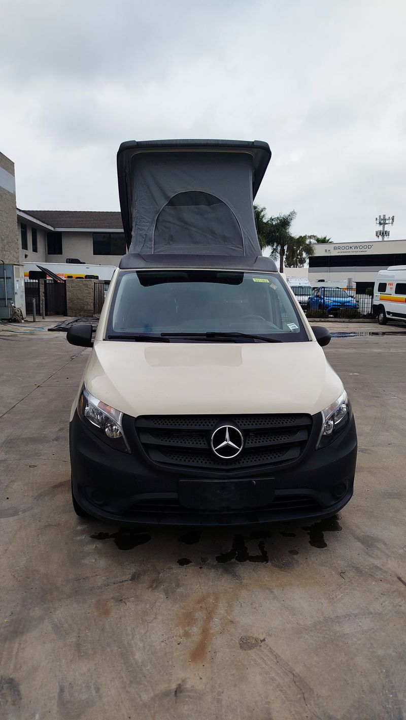 Picture 2/19 of a Mercedes-Benz 2022 Diverge metris cargo for sale in Compton, California