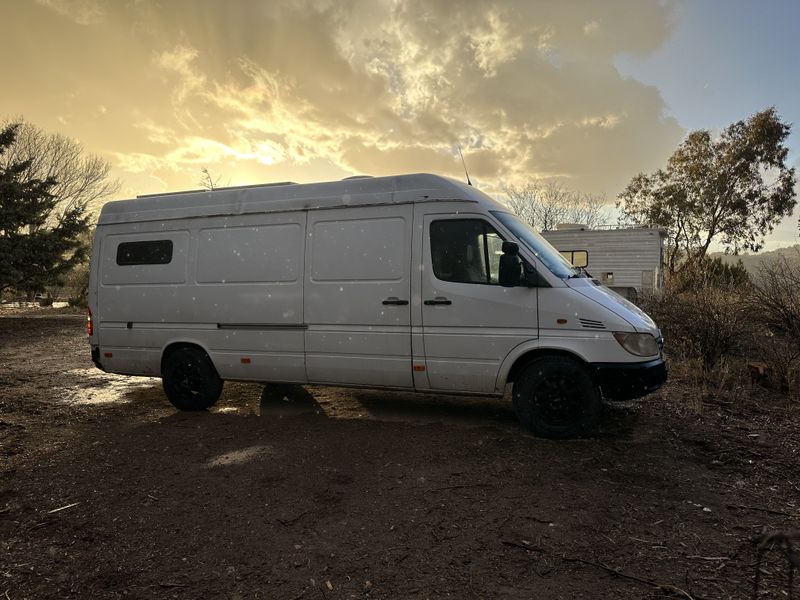 Picture 1/15 of a 2003 freightliner sprinter  for sale in Sedona, Arizona