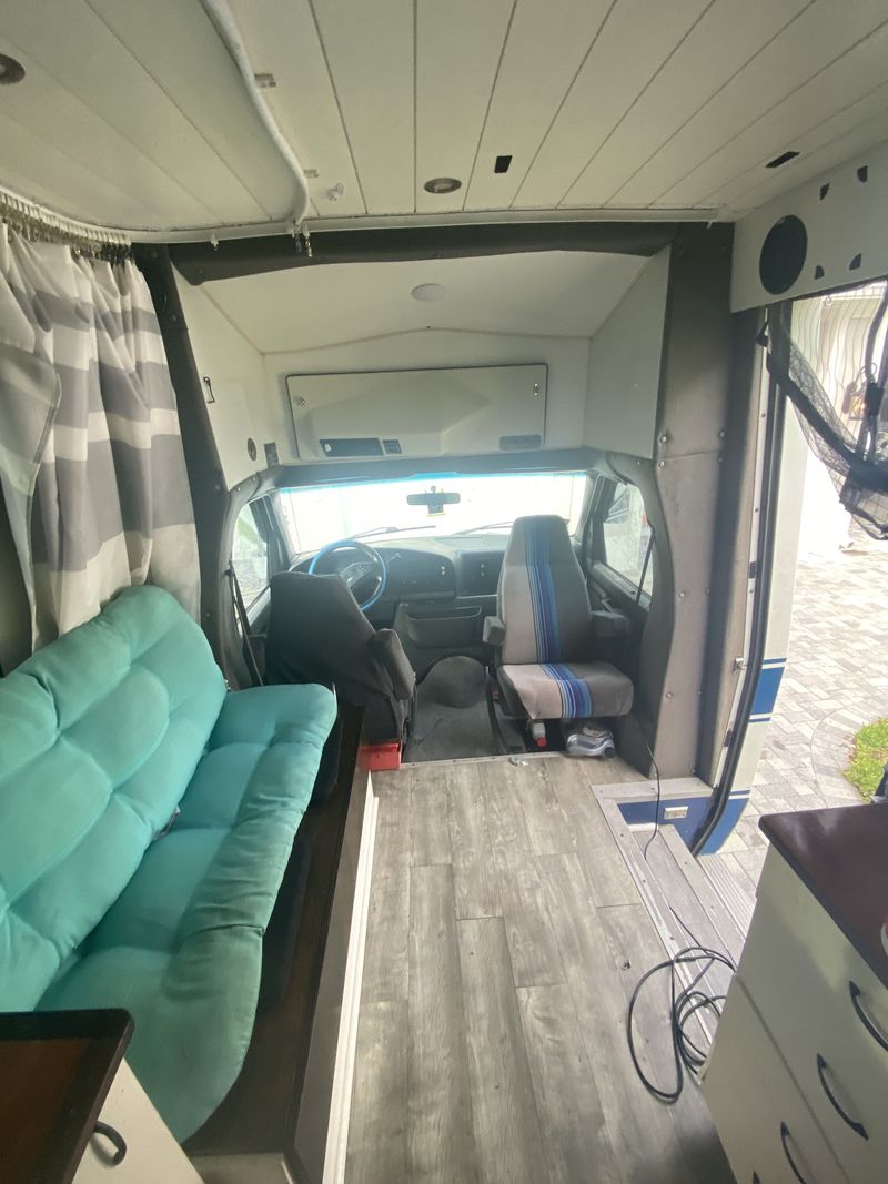 Picture 3/12 of a Off grid ready 1994 e350 shuttle bus conversion for sale in Auburn, Indiana