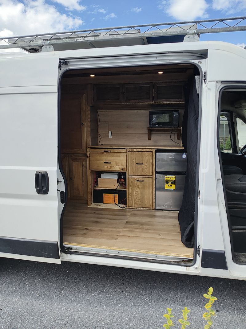 Picture 2/9 of a 2020 Ram Promaster 2500 for sale in Harrisburg, Pennsylvania