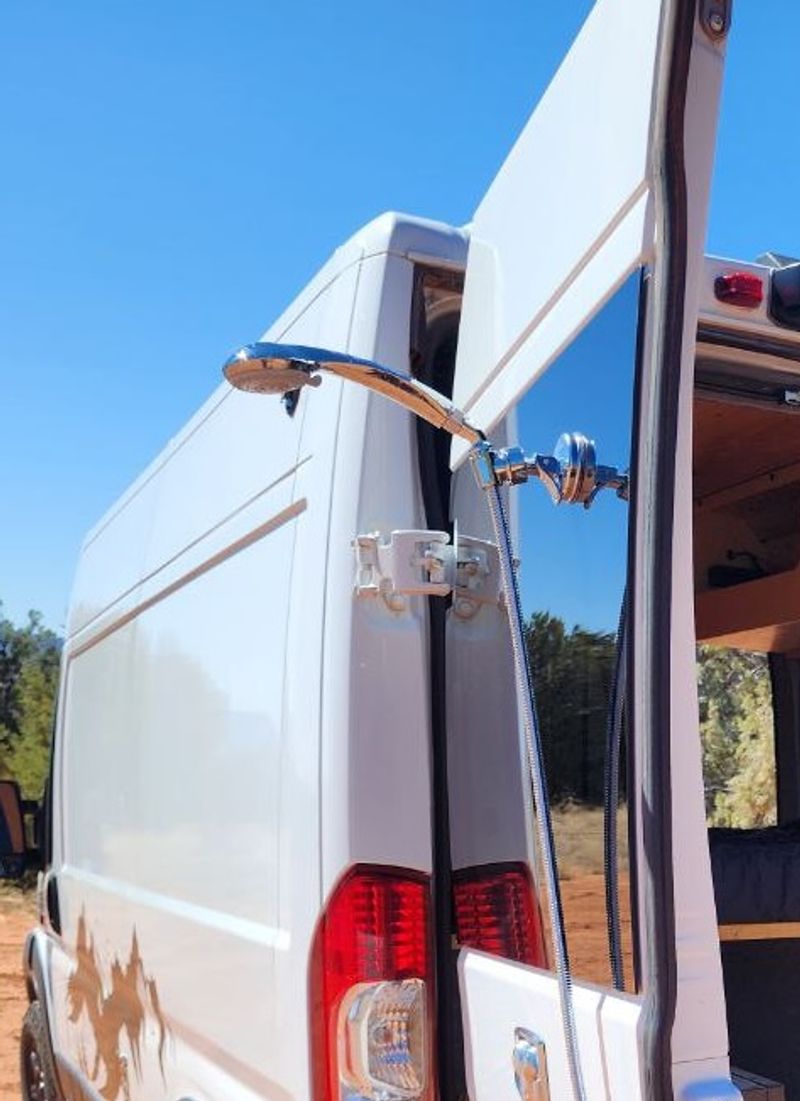 Picture 4/13 of a 2018 Ram Promaster – 63K mi – Full Off-Grid Pro Build for sale in Phoenix, Arizona