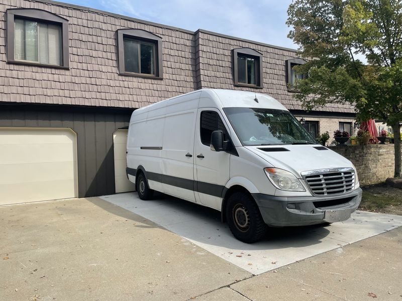 Picture 3/26 of a HIGH ROOF 170" WHEEL BASE 2012 Freightliner Sprinter  for sale in Broomfield, Colorado