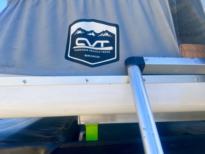 Picture 3/14 of a 2012 Dodge Mini Rv JUCY VAN for sale in Malibu, California