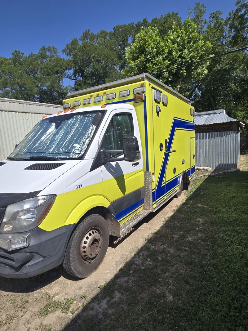 Picture 4/14 of a 2015 Mercedes Sprinter 3500 Ambulance for sale in Comfort, Texas