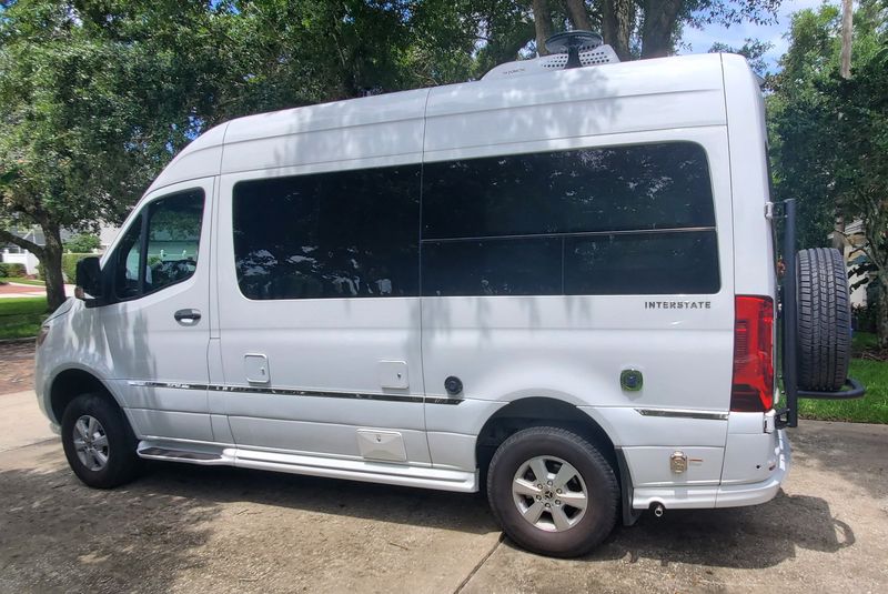 Picture 4/45 of a 2022 Airstream IS 19 (Mercedes Diesel 4x4) for sale in Winter Park, Florida