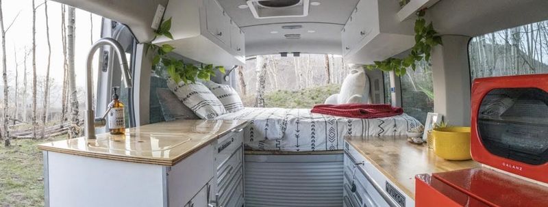 Picture 5/9 of a 2016 Ford Transit 2WD for sale in Alexandria, Virginia