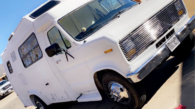 Picture 1/18 of a 1989 Ford Econoline 350 Transvan by Champion for sale in Amarillo, Texas