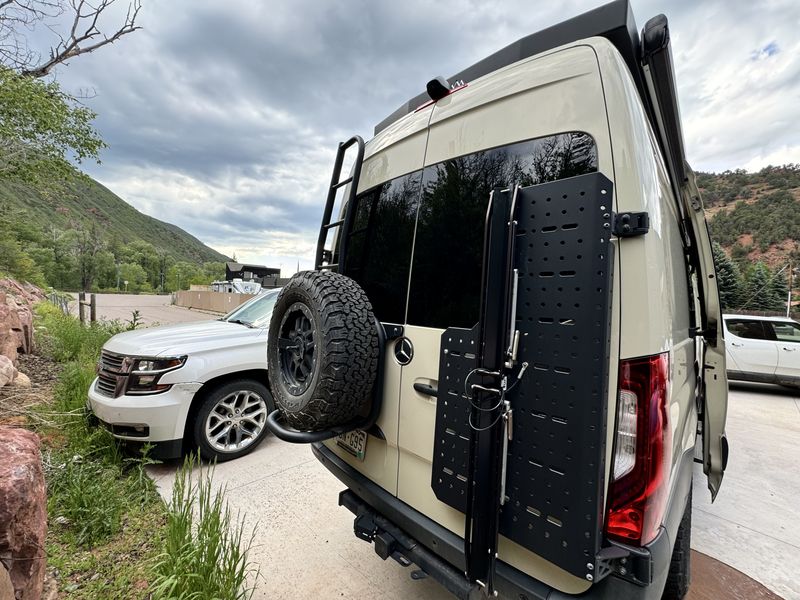 Picture 5/15 of a High-End 4x4 2021 Mercedes Sprinter for sale in Aspen, Colorado